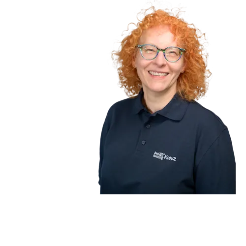 Ansprechpartnerin für Personalfragen, Heike Leberer, vor neutralen Hintergrund.